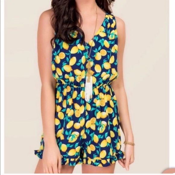 Francesca's Collections Dresses & Skirts - Francesca’s Lemon Romper